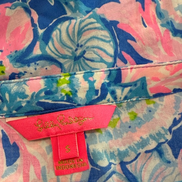 Lilly Pulitzer Blue and Pink Floral Blouse - Picture 5 of 6